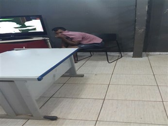 Homem é preso em flagrante suspeito de ameaçar a própria esposa, grávida de quatro meses