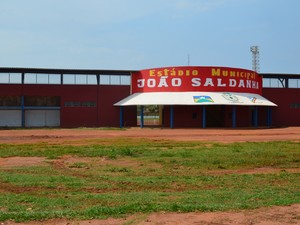 Vergonha no Aniversário de Guajará-Mirim, Equipe de Manaus da AFAG tem jogo interrompido pelo Corpo de Bombeiros, Estádio João Saldanha interditado.