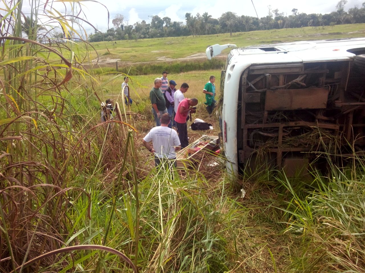 Duas mortes e vários feridos em acidente com ônibus da Eucatur na BR-364