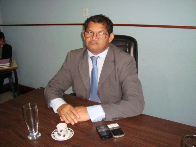 VEREADOR BUSCA PREFEITO PARA DISCUTIR BENEFÍCIOS EM PASSAGEM A ESTUDANTE