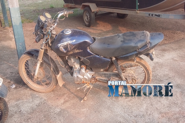 PM RECUPERA MOTO EM NOVA DIMENSÃO COM RESTRIÇÃO DE ROUBO