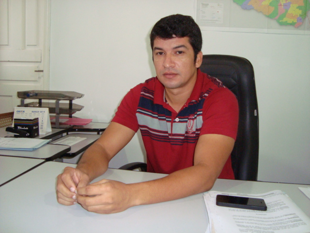 Chefe de Gabinete fala em programa de Rádio e diz que retorna à Câmara em Janeiro.