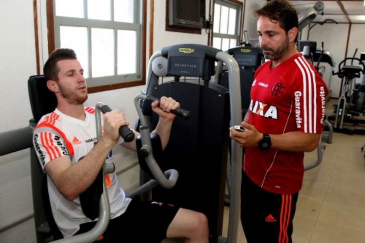 Morre preparador físico do futebol do Flamengo