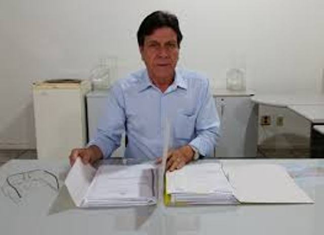 Prefeito Dúlcio Mendes fala do enfrentamento da crise que afeta o país