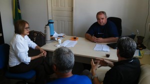 PREFEITO VISITA COMANDANTE 6º BPM E TRATA DE VIDEOMONITORAMENTO