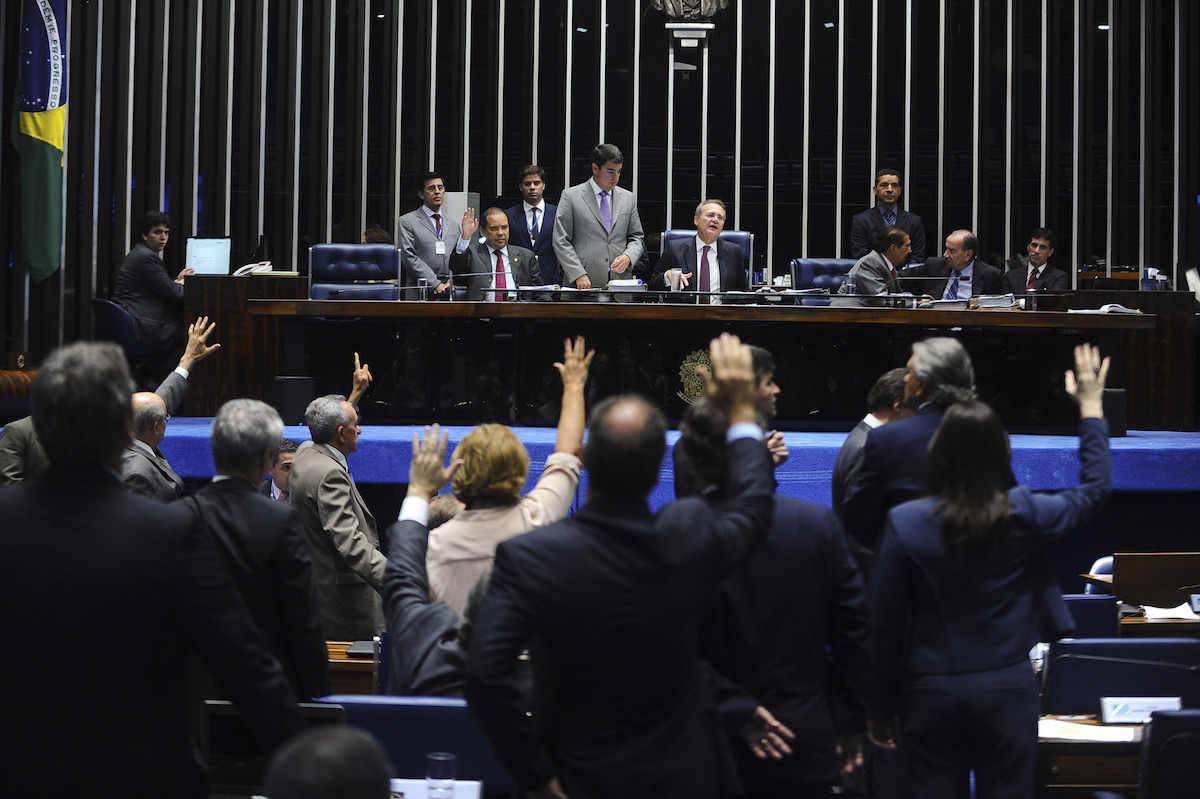 Senado: Já são 27 os votos favoráveis ao Impeachment de Dilma