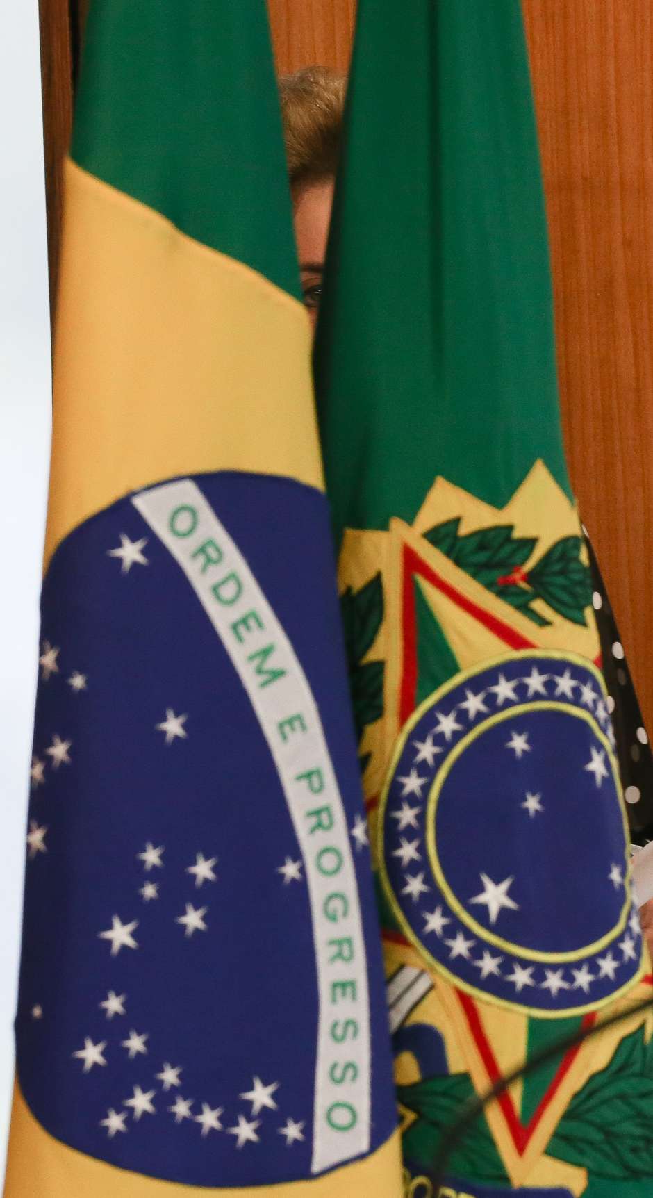 Senado aprova abertura de impeachment por 55 votos a 22