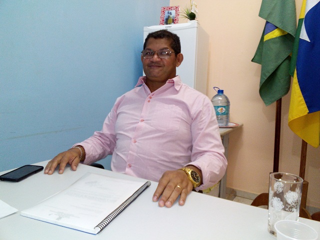 LÍDER DO PDT EM GUAJARÁ, AFIRMA QUE PARTIDO TERÁ CANDIDATURA PRÓPRIA