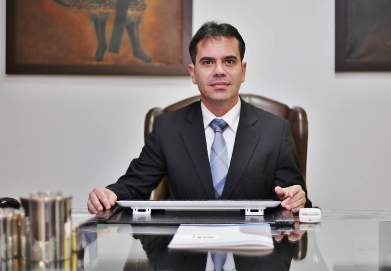 Artigo: Será preciso fugir da Polícia?, por Andrey Cavalcante
