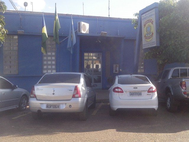 HOMEM É PRESO PELA PRF NA BR-ISAAC BENNESBY TRANSPORTANDO MEDICAMENTO TRAZIDOS DA BOLÍVIA