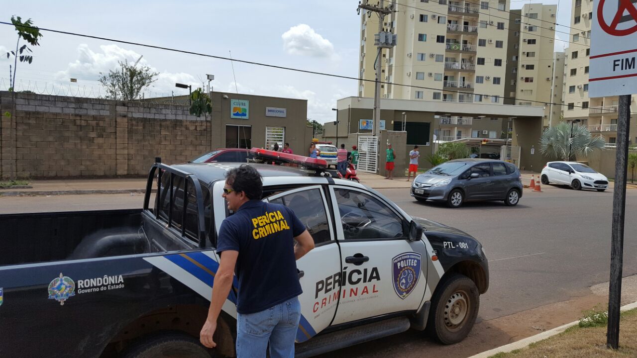 Polícial Rodoviário comete suicídio com tiro na cabeça em condomínio