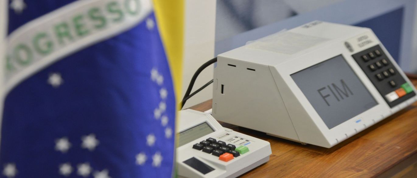 INVESTIGAÇÃO: PF tem lista de candidatos que pagariam R$ 5 mi por fraude em urnas