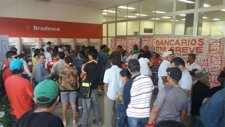 Acaba a greve de bancários em todo o país