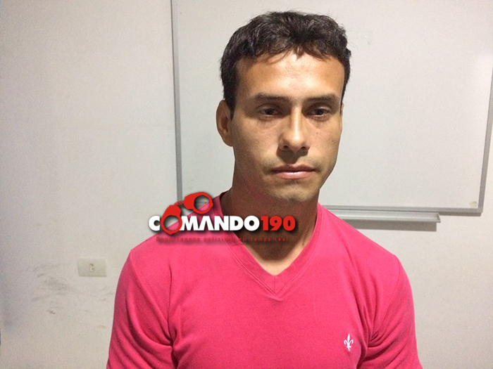 Pai finge ser o filho de 12 anos e ajuda a prender suposto pedófilo