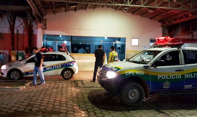 VÍTIMA DE ROUBO É ESFAQUEADA E ACERTA MACACO HIDRÁULICO NA CABEÇA DE LADRÃO