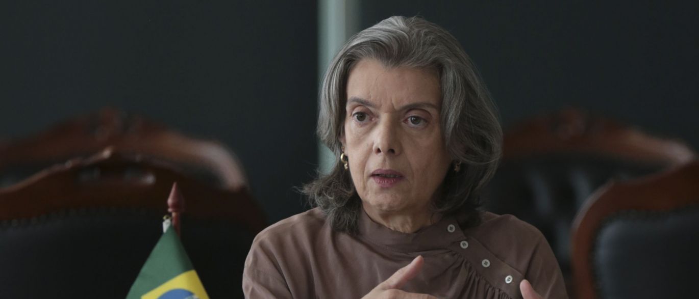 Cármen Lúcia homologa setenta e sete delações da Odebrecht