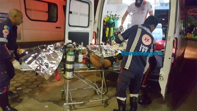 Jovem é morto a tiros no meio da rua
