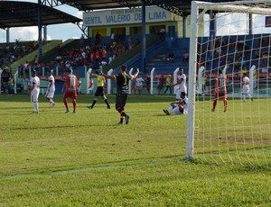 Ariquemes aplica a maior goleada do campeonato e vence o GEC por 6 a 1