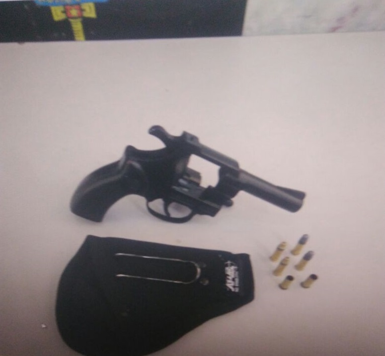 DENARC PRENDE TRAFICANTE DE COCAÍNA