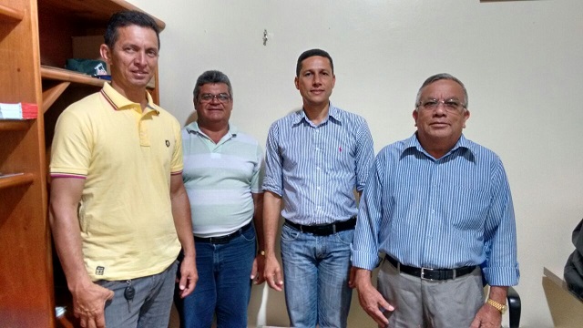 PREFEITO NORONHA VISITA PASTORES DA ASSEMBLEIA DE DEUS
