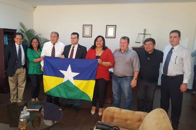 Deputado Dr. Neidson participa de reuniões em Cochabamba