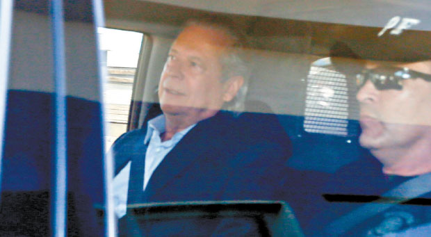 STF LIBERTA EX-MINISTRO JOSÉ DIRCEU, PRESO HÁ 2 ANOS PELA LAVA JATO