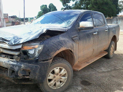 VÍTIMA TEM FRATURA EXPOSTA E É ARREMESSADA POR MAIS DE 20 METROS EM ACIDENTE DE TRÂNSITO.