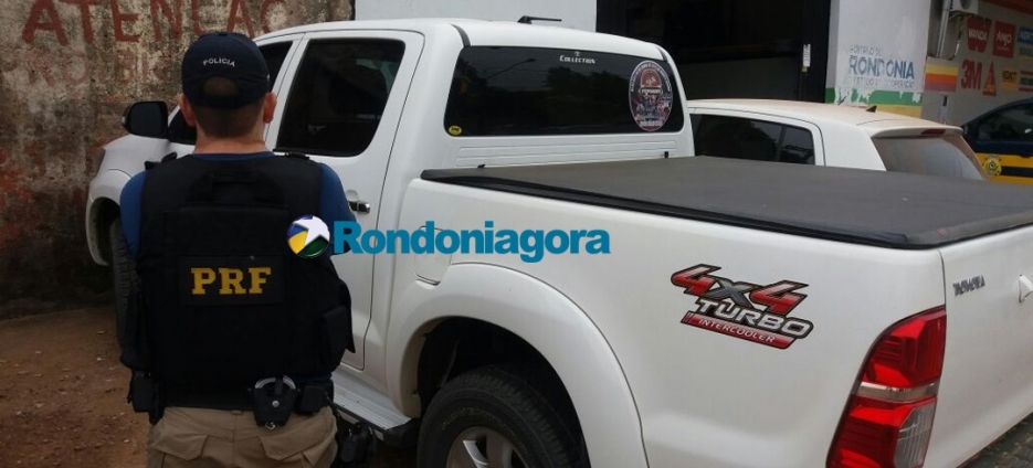CAMINHONETE ROUBADA QUE SERIA ATRAVESSADA PARA BOLÍVIA POR NOVA MAMORÉ É RECUPERADA PELA PRF.