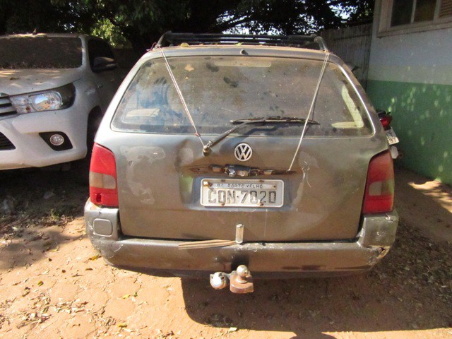 Carro atropela ciclista e motorista foge sem prestar socorro