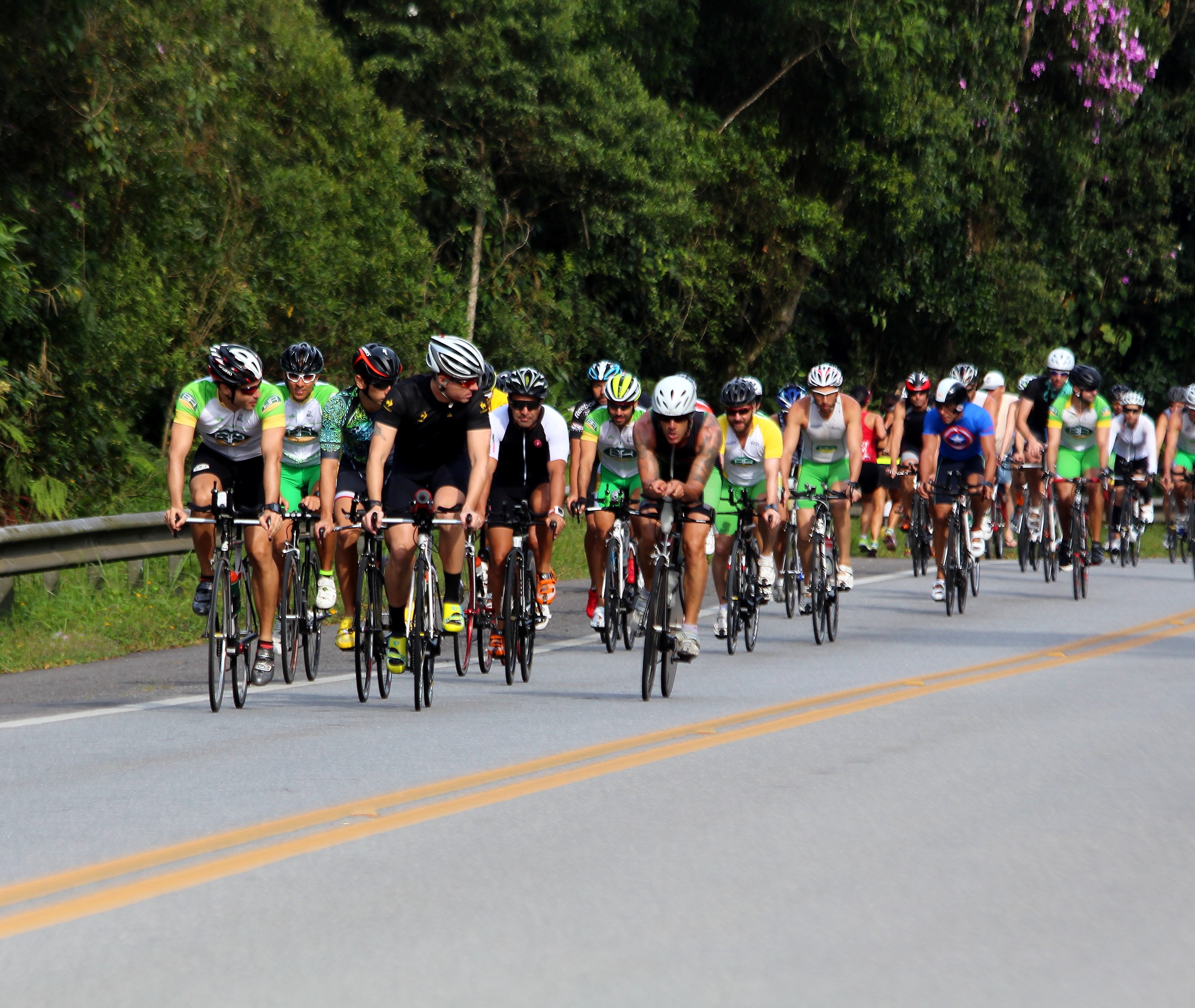 Triátlon em Equipe e Circuito de Ciclismo e Corrida de Rua 5Km