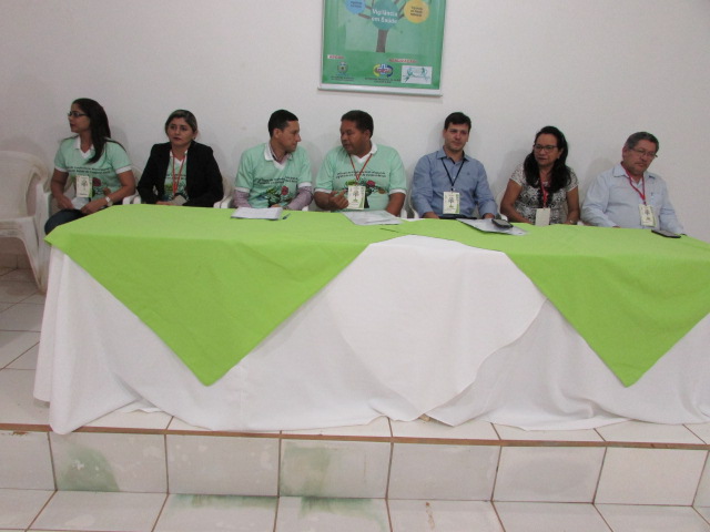 PREFEITO PRESTIGIA 1ª CONFERÊNCIA MUNICIPAL DE VIGILÂNCIA EM SAÚDE