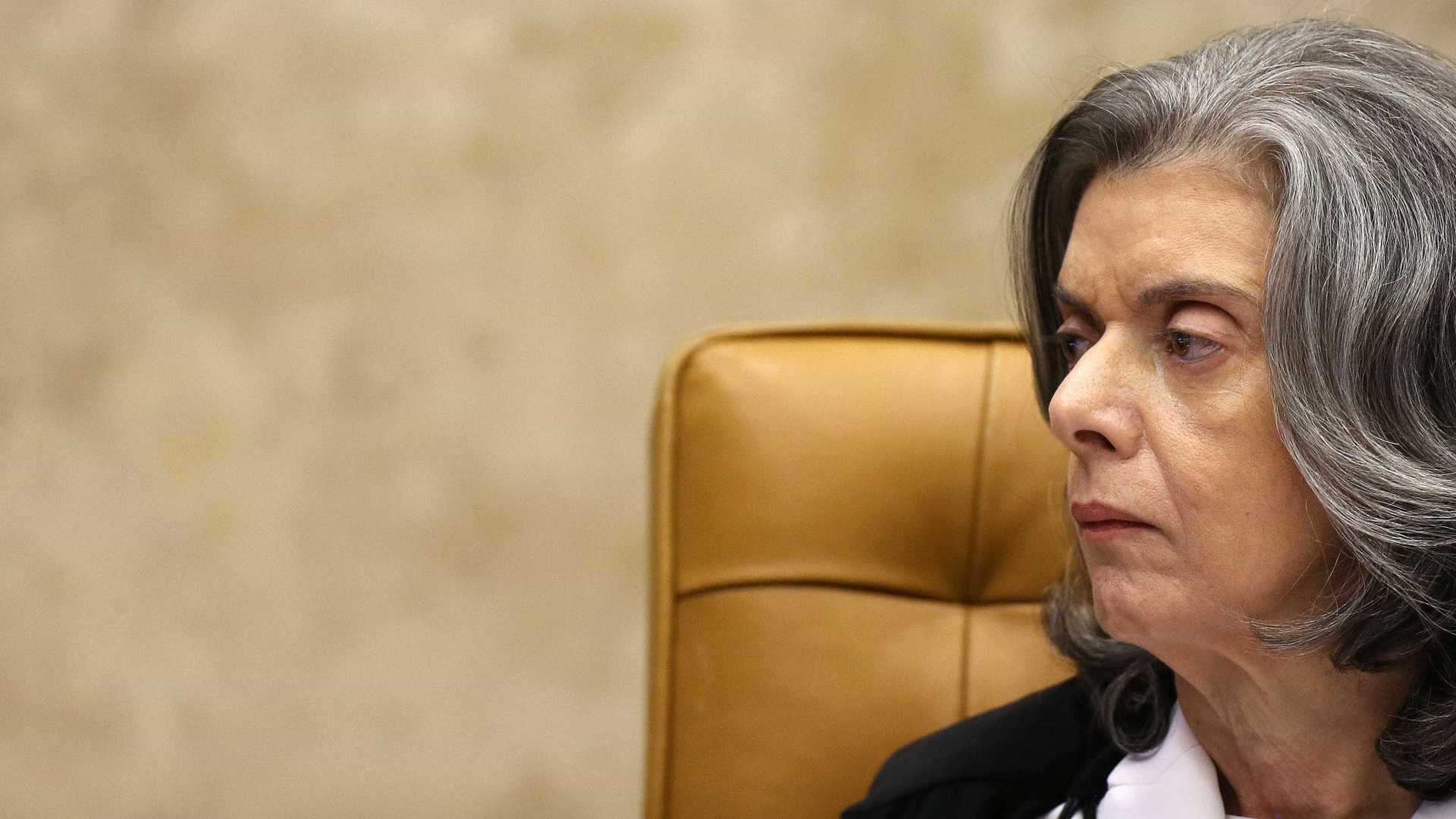 CNJ decide investigar folha de salários de juízes em todo o país