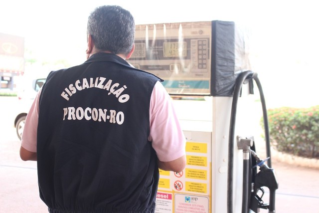 PREÇO DE COMBUSTÍVEIS É ALVO DE INVESTIGAÇÃO DO PROCON EM GUAJARÁ E NOVA MAMORÉ
