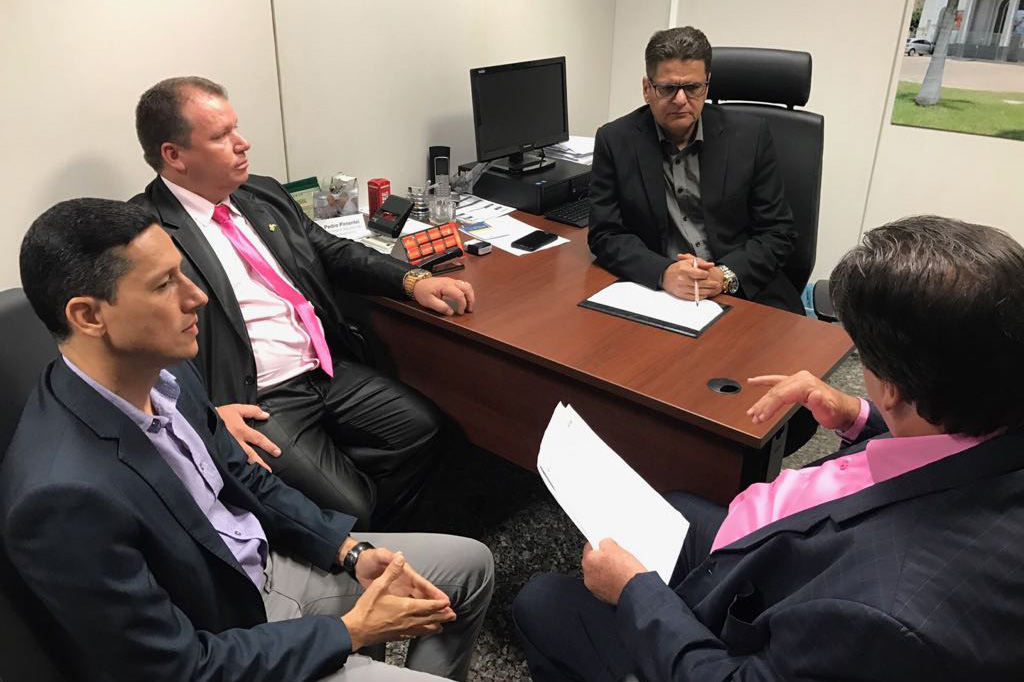 Dr. Neidson e Cícero Noronha cumprem agenda para tratar do novo Hospital Regional de Guajará-Mirim