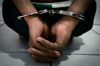 Acusado de tentativa de homicídio em Guajará-Mirim é preso suspeito de estuprar e engravidar a enteada Adolescente está gravida de três meses
