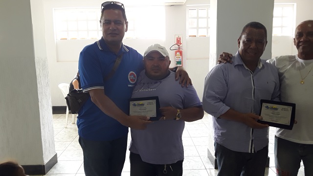ASPOMETRON AGRACIA RADIALISTAS DA RONDÔNIA FM NO SEU JUBILEU DE PRATA.