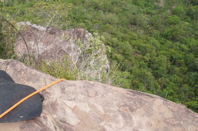 FOTOS: TRAGÉDIA: JOVEM DESPENCA DO ALTO DA SERRA DOS PARECIS E MORRE EM ACIDENTE FATAL
