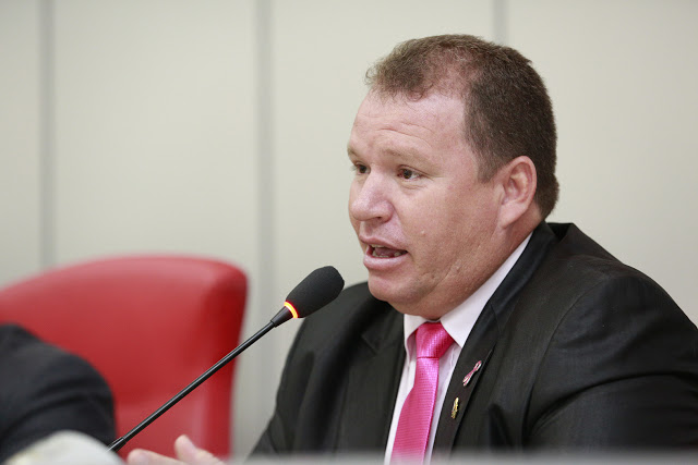 Dr. Neidson propõe audiência pública para debater problemas apresentados por pacientes renais crônicos