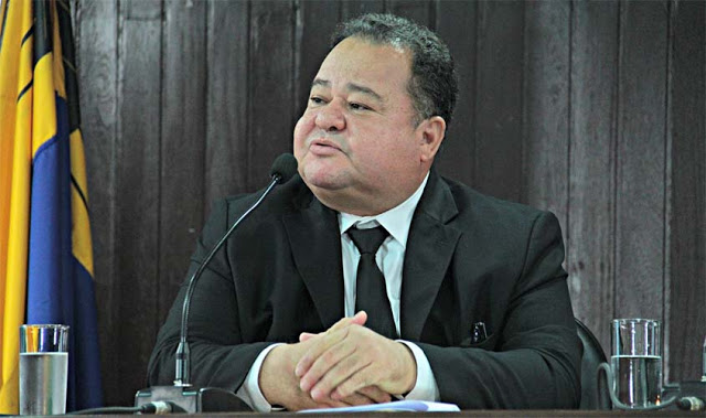 Nova Mamoré: Corregedor do TJ-Rondônia mantém afastamento de oficial que mantinha filha como juíza de paz sem nomeação oficial