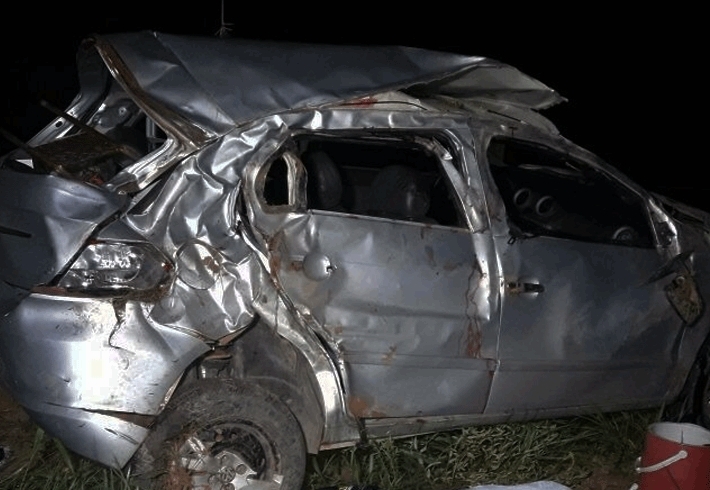 Capotamento mata um e fere 3 na BR-364 em Porto Velho