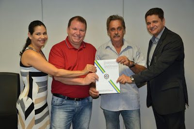 Dr. Neidson participa de assinatura do convênio para execução do projeto Sou Conectado