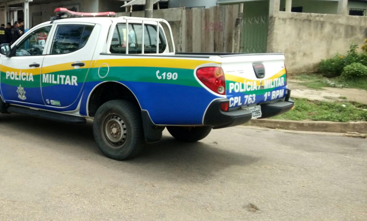 Marido ameaça degolar mulher após pane seca em carro