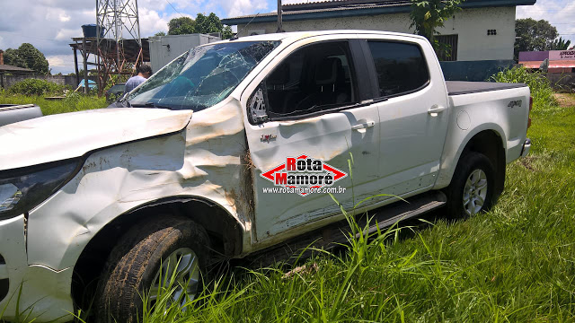 Polícia militar de Nova Mamoré recupera caminhonete roubada de Porto Velho.