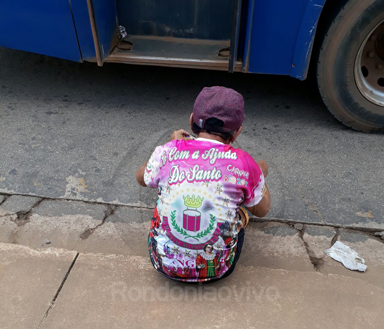 Idoso é preso se masturbando dentro de ônibus