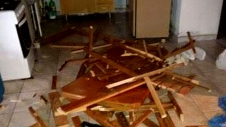 DESCONTROLADO: Marido causa destruição em residência, agride mulher e tenta suicídio