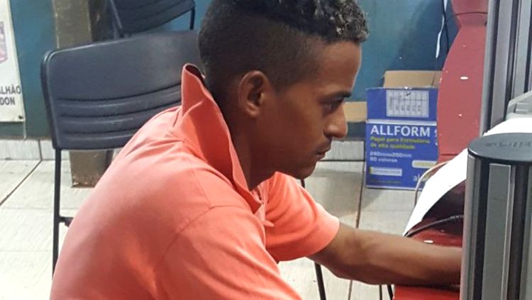 TRÁFICO: Polícia prende suspeito com cocaína durante abordagem