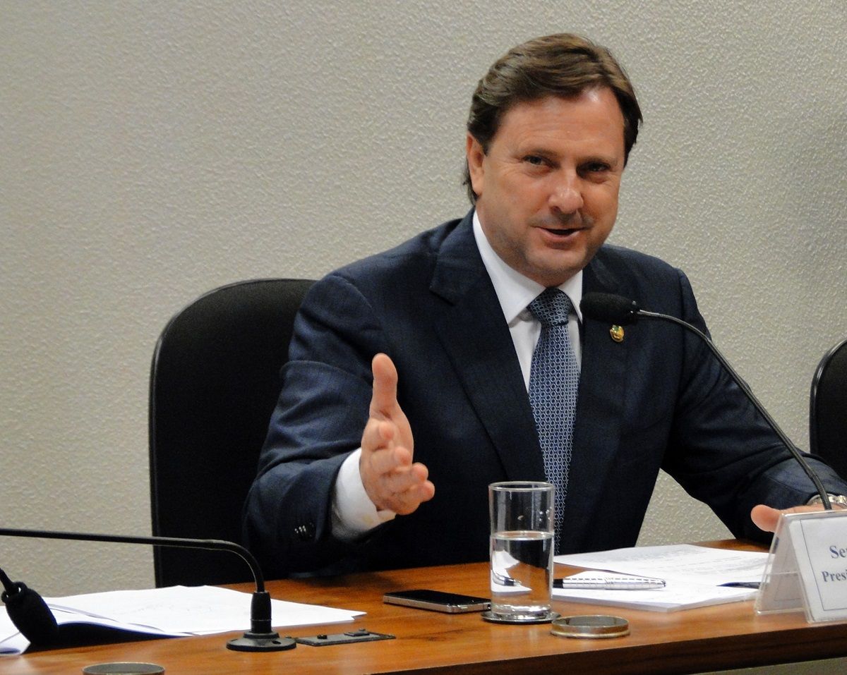 SENADOR ACIR GURGACZ EMITE NOTA APÓS DECISÃO DO STF