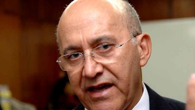 COMISSIONADOS: Justiça intima governador Confúcio Moura, controlador e procurador geral