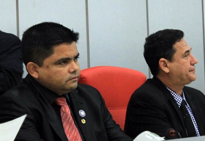 Em conversa gravada, deputados tramam CPI para forçar Confúcio a desistir de candidatura e chamam governador de banana