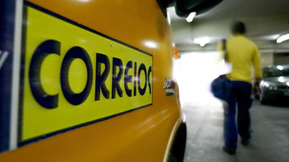 Funcionários dos Correios iniciam paralisação nesta segunda.